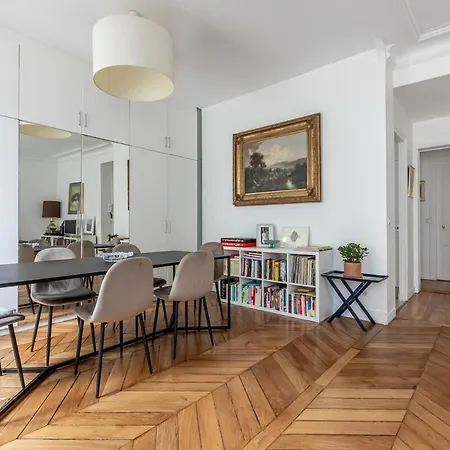 Apartment Triumphal Arc Suite, Centre, 2p, 60sqm, Ac